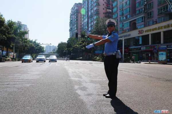 交警冬季执勤服脏了怎么洗（冬天车泥点脏了怎么擦）-第2张图片-安保之家